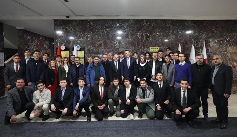 Bakan Bayraktar: Enerjide bağımsızlık hikayesi, aynı zamanda ekonomide bağımsızlık hikayesidir