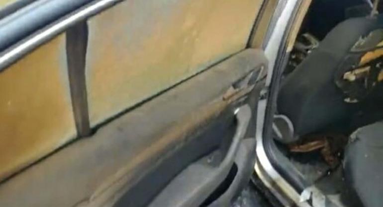 Trafik polisinin aracını kundaklayan sanıkların cezaları yeniden yargılamada azaldı