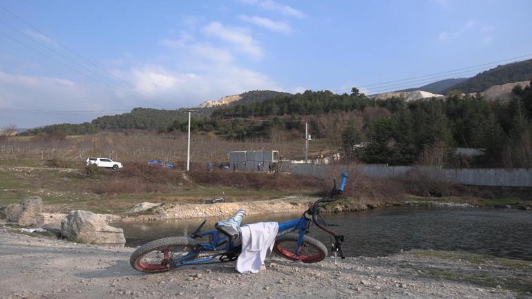 Gölette boğulma tehlikesi geçiren çocuk kurtarılamadı