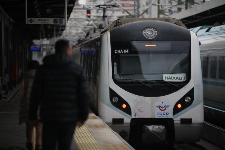 Bakan Uraloğlu, bayramda ücretsiz ulaşım hizmeti sunulacağını duyurdu