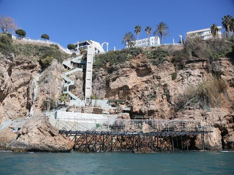 Antalya Kent Konseyinden falezler raporu: İşgaller sonlandırılsın