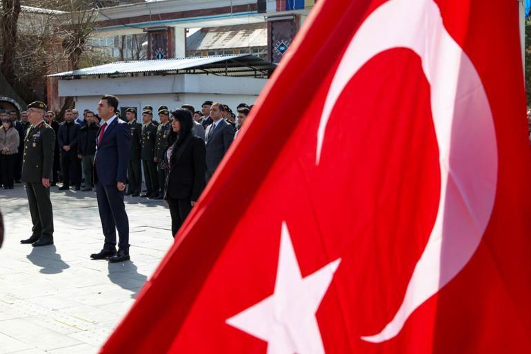 Tunceli’de 30 yıl sonra canlı bomba eyleminin yapıldığı meydanda tören