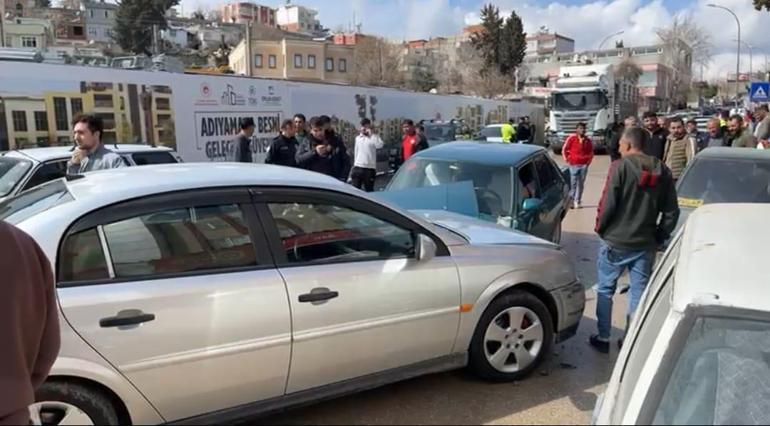 Adıyamanda zincirleme kaza: 6 yaralı