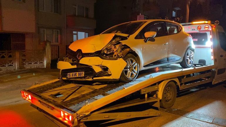 Bursada 3 aracın karıştığı zincirleme kaza: 5 yaralı