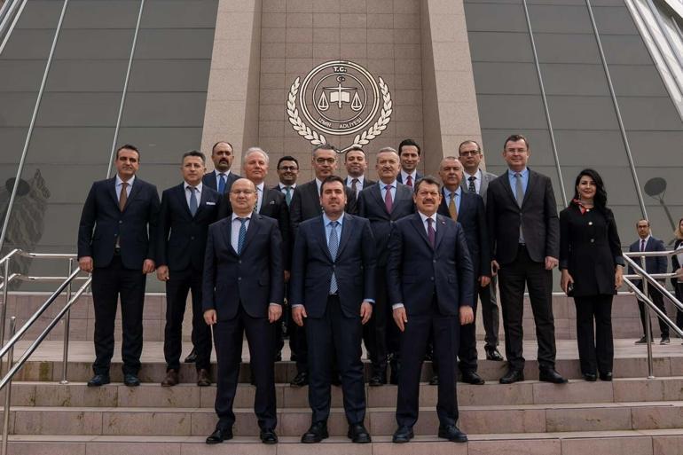 Adalet Bakan Yardımcısı Tuncaydan İzmir Adliyesine ziyaret