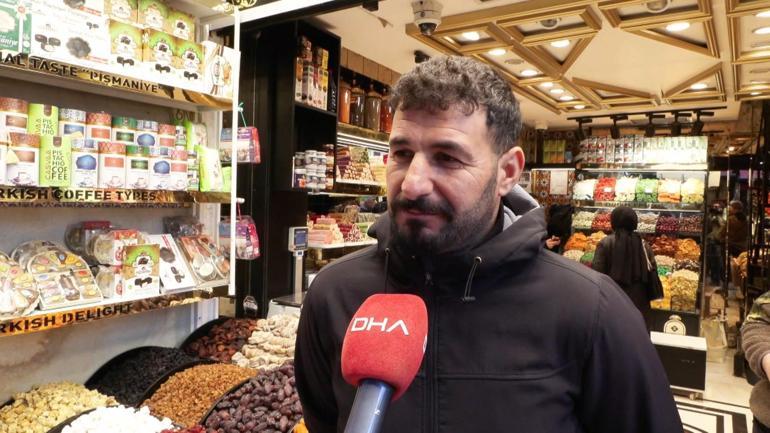 Eminönünde bayram alışverişi yoğunluğu