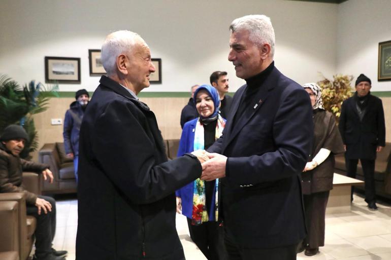 Bakan Bolat, Darülaceze’yi ziyaret etti