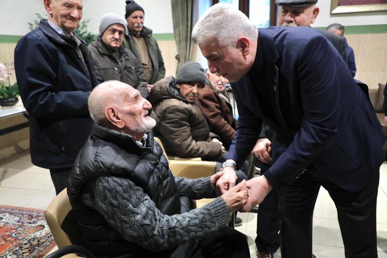 Bakan Bolat, Darülaceze’yi ziyaret etti