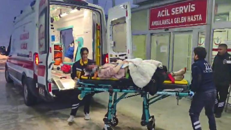 Yolcu otobüsü refüje devrildi: 2 ölü, 20 yaralı