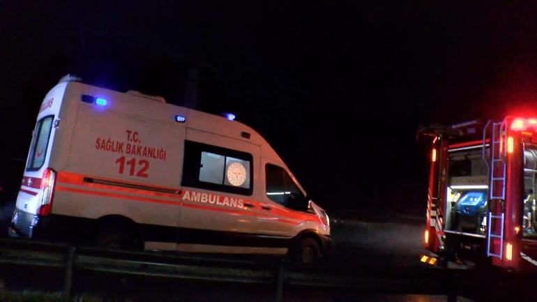 Pendikte taksi su kanalına uçtu: 3 ölü,1 yaralı