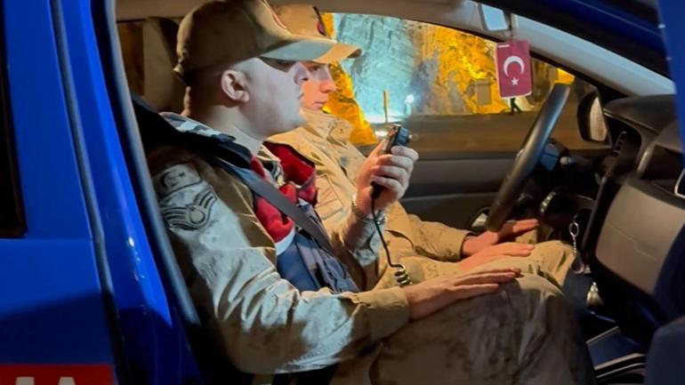 Bakan Çiftçi, güvenlik güçlerinin bayramını telsizden kutladı