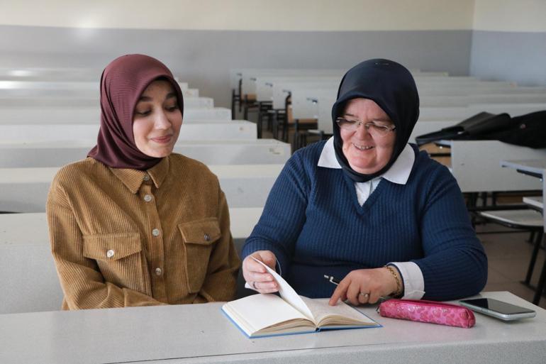‘Kız çocuğu okuyacak da ne olacak’ dediler; ilkokul mezuniyetinden 41 yıl sonra üniversiteye başladı