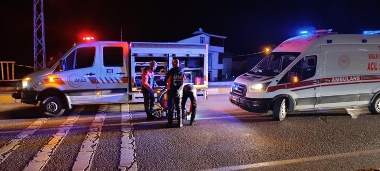 Sivasta otomobil bariyerlere çarptı: 2 yaralı