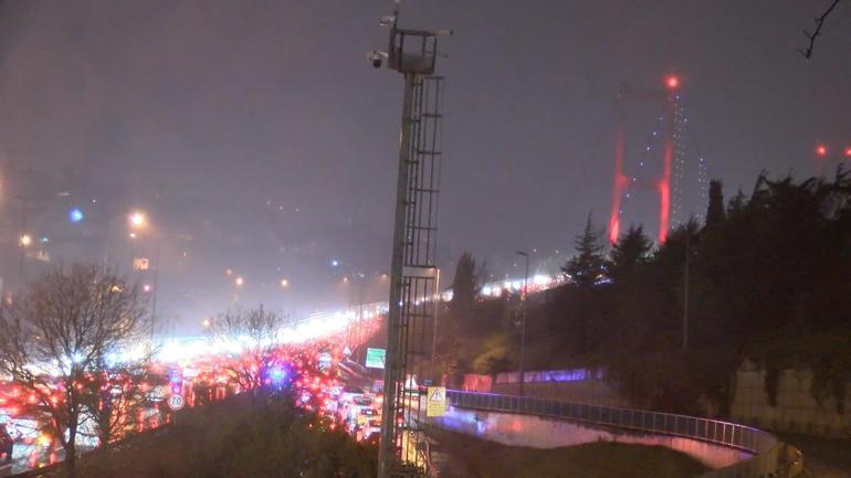 İstanbulda gece saatlerinde trafik yoğunluğu yüzde 62ye ulaştı
