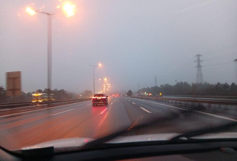 İstanbulda sis etkili oluyor