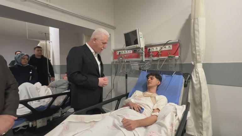 Vali Gül, Fatihteki çöken binaların enkazından kurtarılan yaralıları ziyaret etti