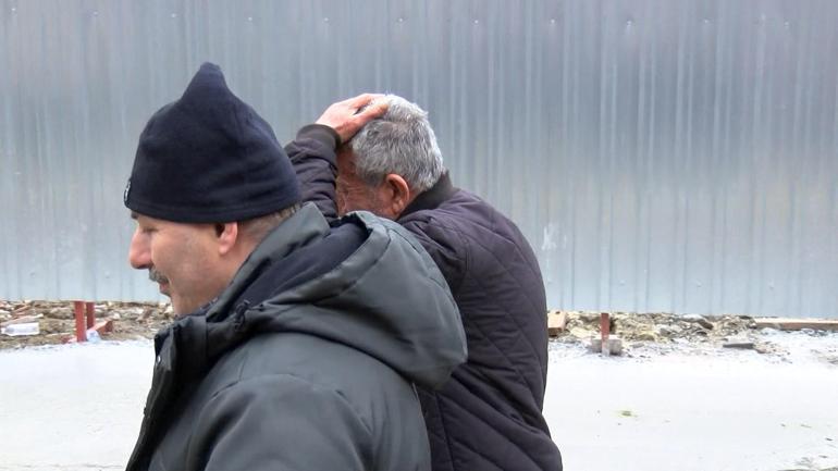 Fatihte çöken binada hayatını kaybeden kadının cenazesi ailesine teslim edildi