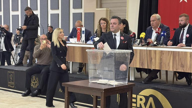 Kuşadası Belediyesi Başkan Vekili Tahsin Demirtaş oldu