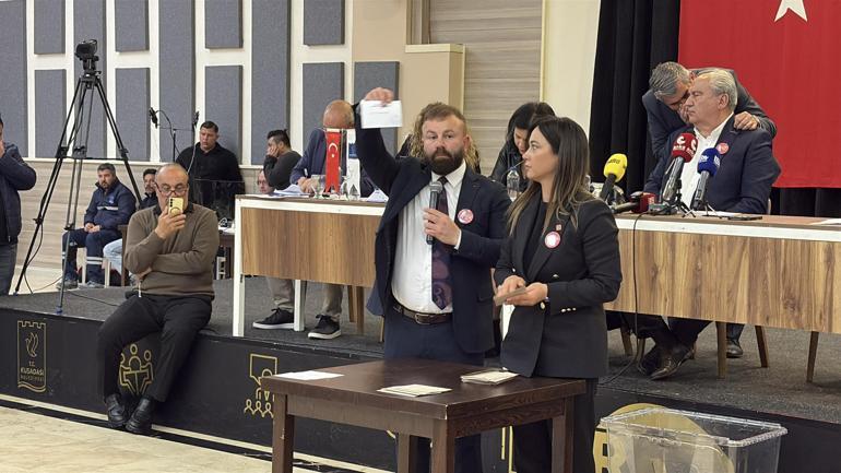 Kuşadası Belediyesi Başkan Vekili Tahsin Demirtaş oldu