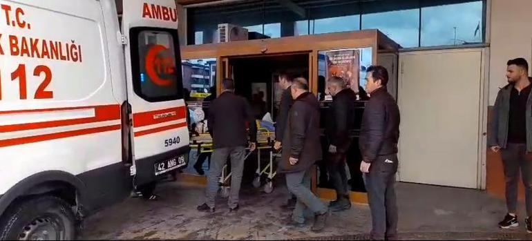 Konya-Antalya kara yolunda yolcu otobüsü devrildi; 3ü ağır, 20 yaralı
