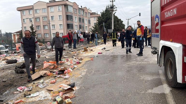 Fren sisteminde arıza olduğu iddia edilen kamyon, 4 araca çarptı: 19 yaralı