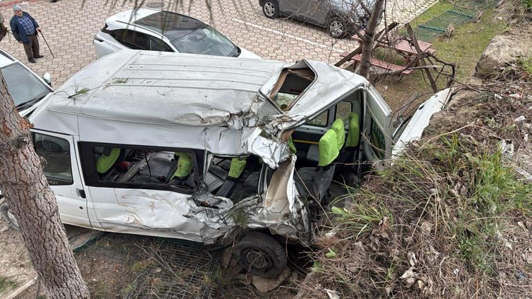 Fren sisteminde arıza olduğu iddia edilen kamyon, 4 araca çarptı: 19 yaralı