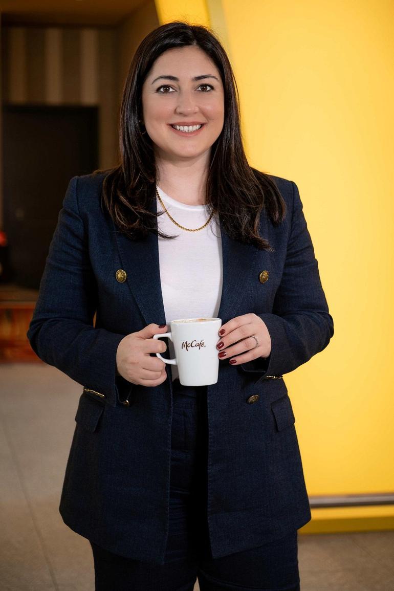 McDonalds CMOsu Artak: Mutlu anlara eşlik ediyoruz