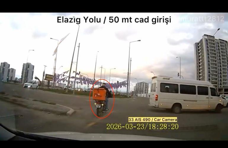 Otomobile çarpmamak için sürücüsünün manevra yaptığı motosiklet devrildi; kaza kamerada