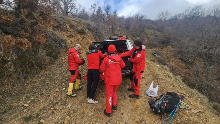 Kayıp dağcı, sığındığı bağ evinde bulundu