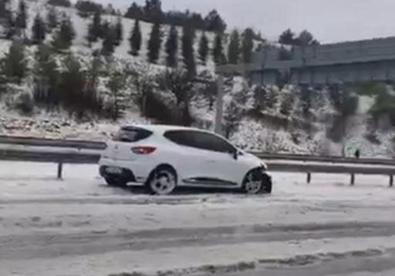 Ankarada sağanak ve dolu yağışı etkili oldu