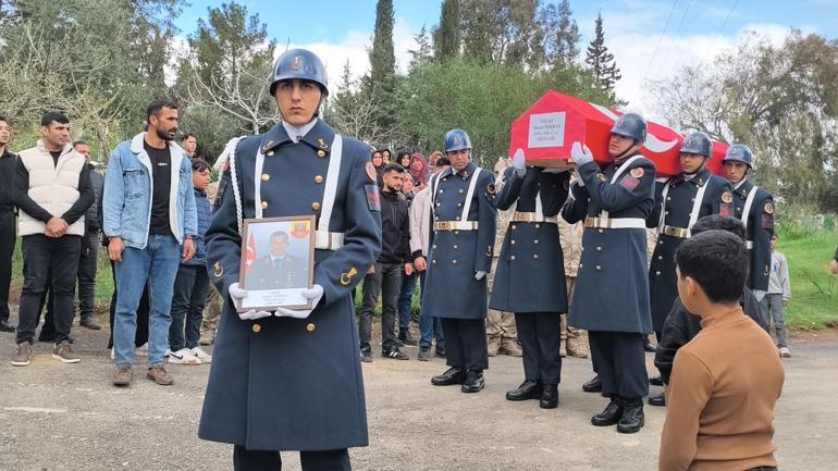 Kalp krizi geçiren astsubay toprağa verildi