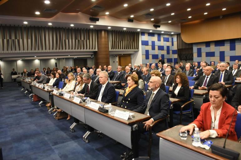 TÜSİAD Başkanı Diren: Dünya yeni bir denge arıyor; bu dönemde pozitif ayrışabiliriz