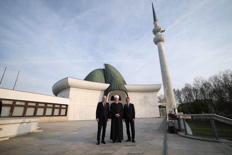 TBMM Başkanı Kurtulmuş, Zagreb Camii ve İslam Merkezi’nde ‘Ayasofya’ temalı sergi açılışında konuştu