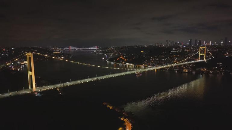 FSM Köprüsü Endometriozis farkındalığı kapsamında sarı ışıklarla aydınlatıldı