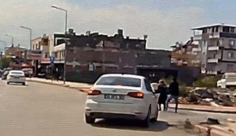 Yolda yürüyen kadının boynundaki kolyesini gasbeden şüpheli tutuklandı