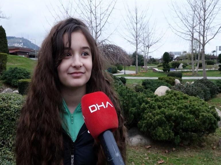 Dünya matematik şampiyonu Lina, Cumhurbaşkanı Erdoğandan 23 Nisan’da koltuğuna oturmayı istemiş