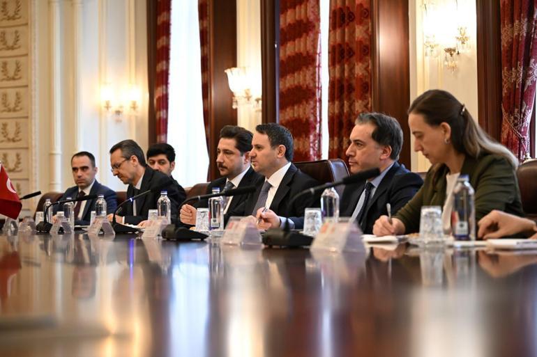 Bakan Gürlek KKTC İçişleri Bakanı Oğuz ile bir araya geldi