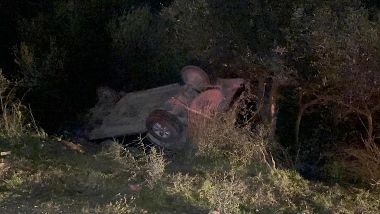 Bursada alkollü sürücünün kullandığı otomobil, zeytinliğe uçtu