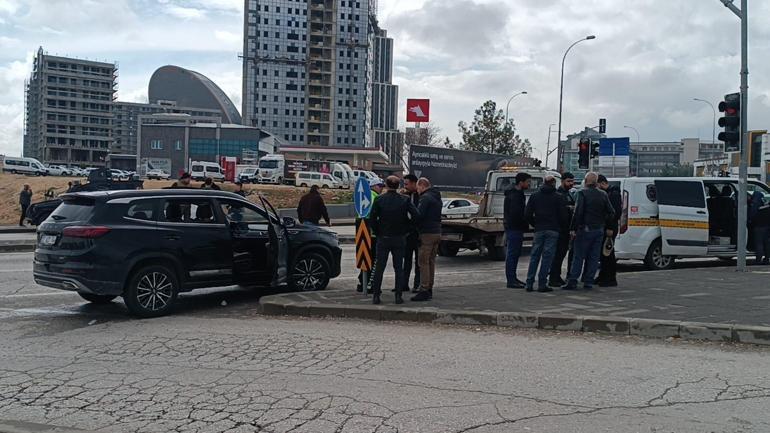 Gaziantepte 8 ayrı suçtan aranan şüpheli polisin takibiyle yakalandı
