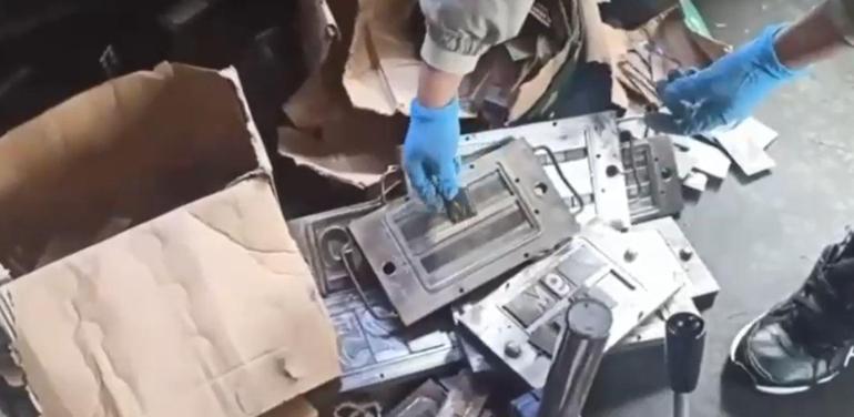 Gaziantep’te sahte plaka basımı yapan 3 kişi yakalandı