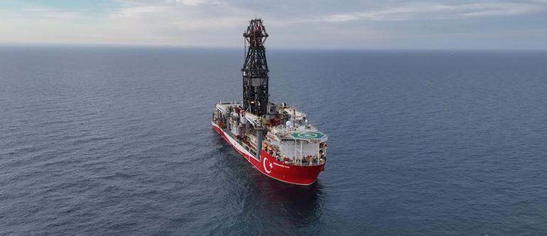 Abdülhamid Han, Kocaeli açıklarında yılın ilk keşif sondajına başladı