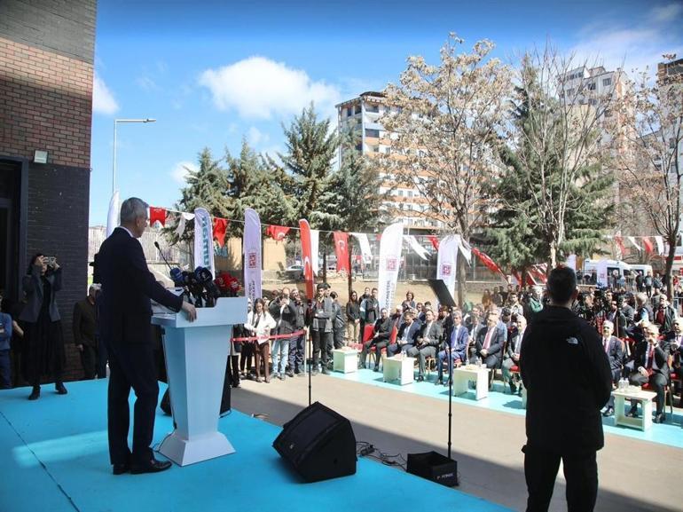 Bakan Memişoğlu: Günlük 3 milyondan fazla muayene ve sağlık hizmeti sunuyoruz