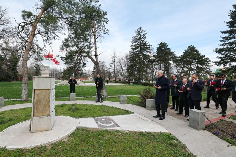 TBMM Başkanı Kurtulmuş, Bükreş Türk Şehitliğini ziyaret etti