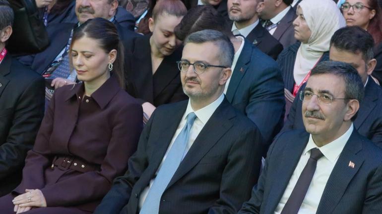 İletişim Başkanı Duran: Sivillerin katledilmesi karşısında küresel sistem suskun kaldı