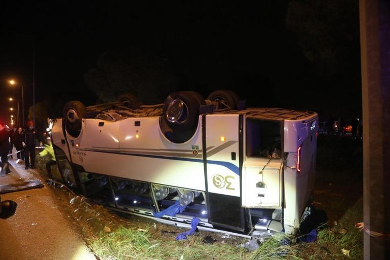 Antalya’da servis midibüsü devrildi: 16 infaz koruma memuru yaralı