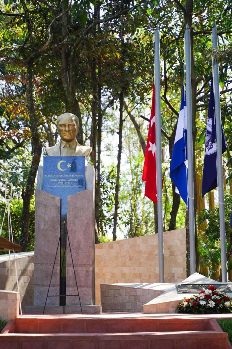El Salvadorda Türkiye Parkı açıldı