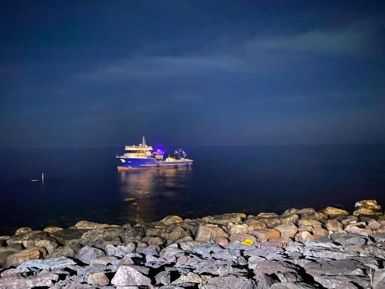 Karaya oturan balıkçı teknesinin kaptanı tahliye edildi