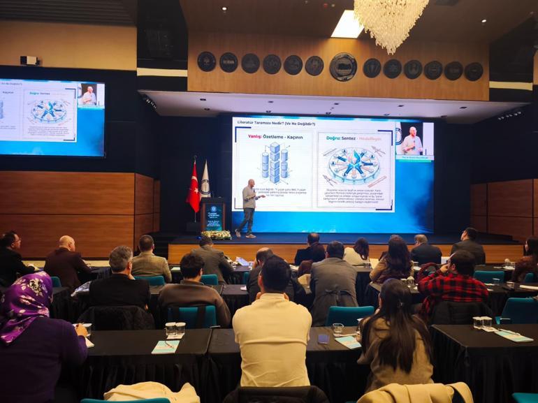 Sağlık-Sen’den sağlık ve sosyal hizmet profesyonellerine yönelik kurs