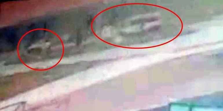 Öğrenci servis minibüsü ile otomobil çarpıştı: 13 yaralı