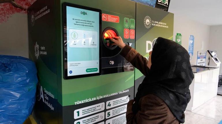 Bakan Kurum: Sıfır Atık ile geri kazanım oranımızı yüzde 13’ten yüzde 37’nin üzerine çıkardık